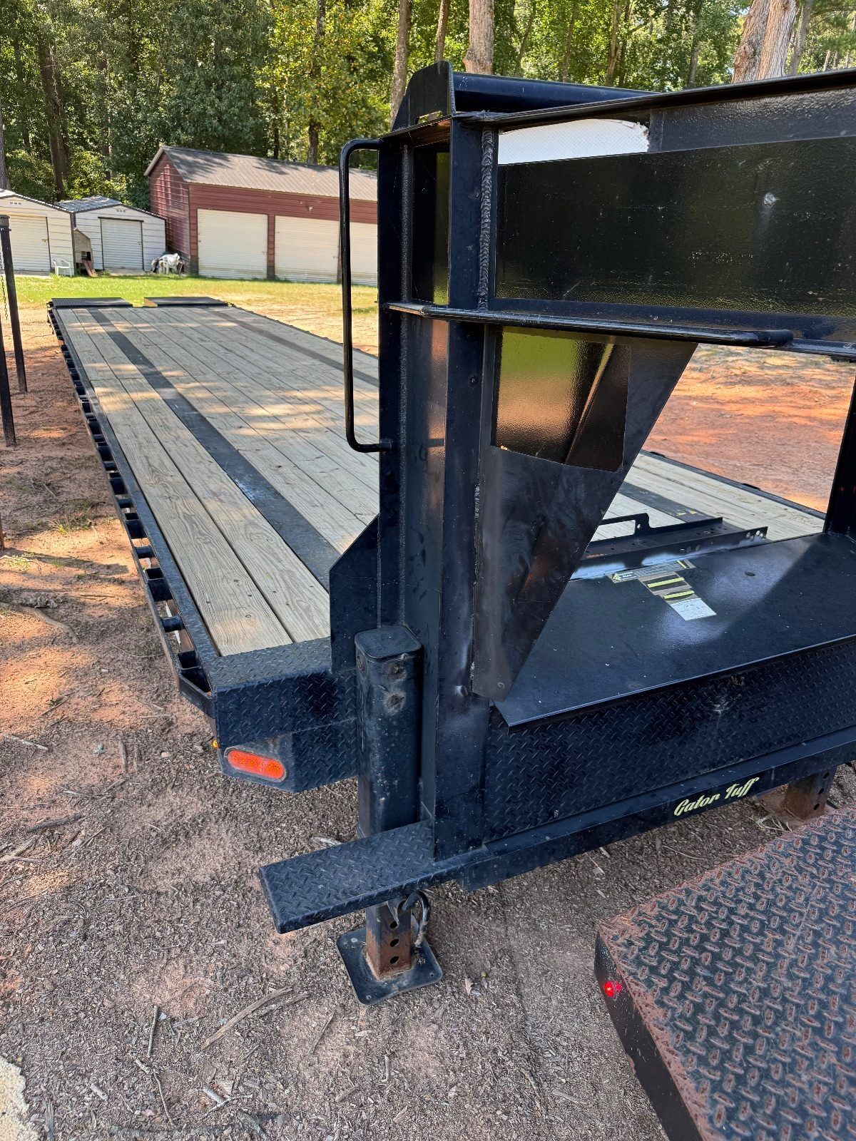 2025 Gator Made 8x40 gooseneck flatbed trailer in black, photo 4
