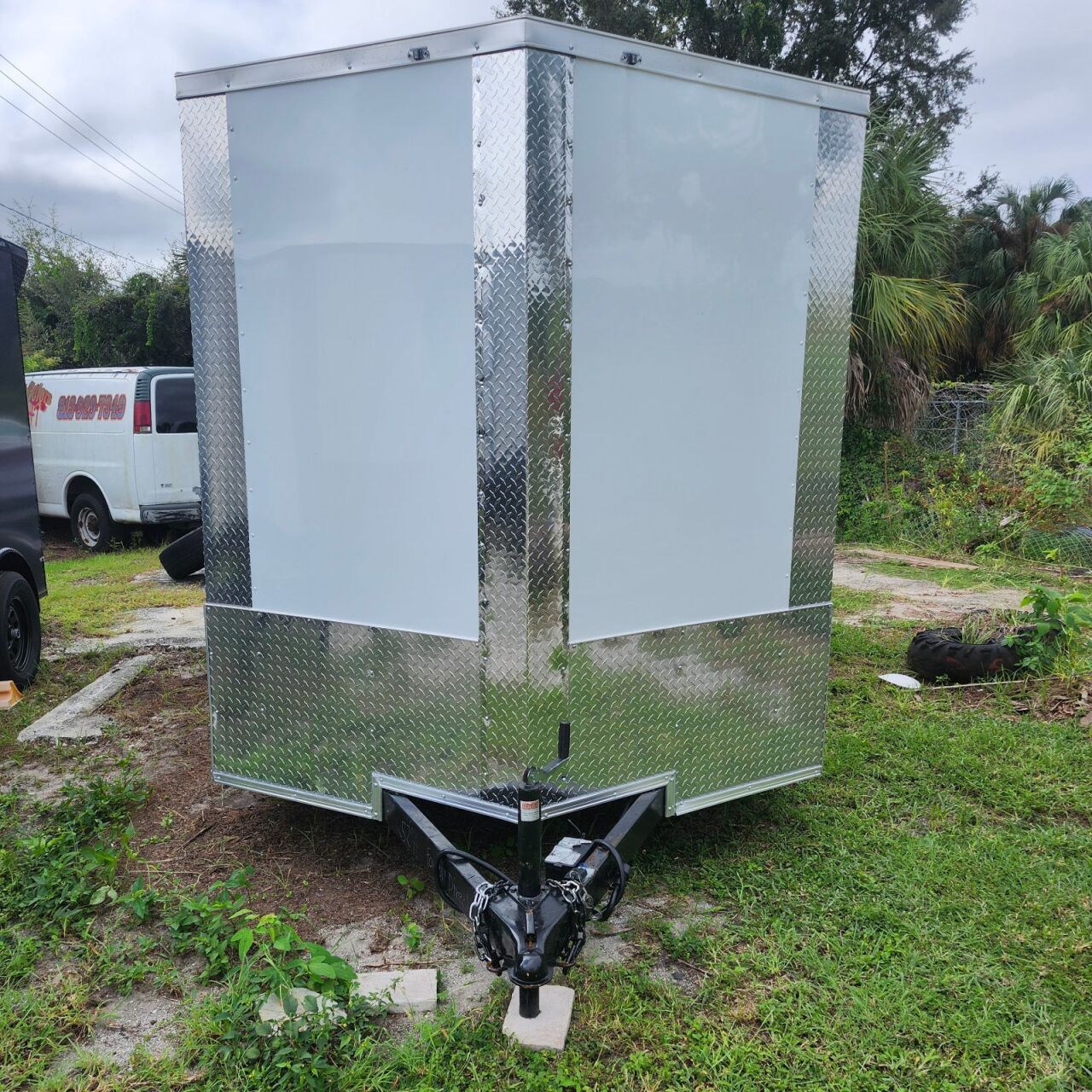 2026 J&C 7x12 Enclosed Cargo trailer in white, photo 5